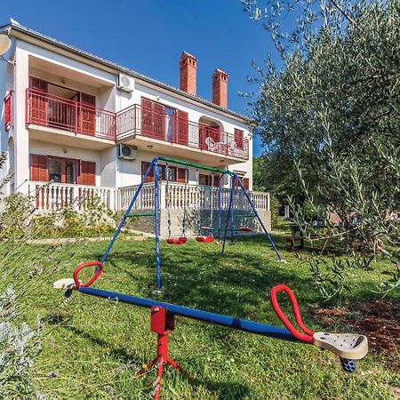 6 Bedroom Nice Home In Segotici Экстерьер фото